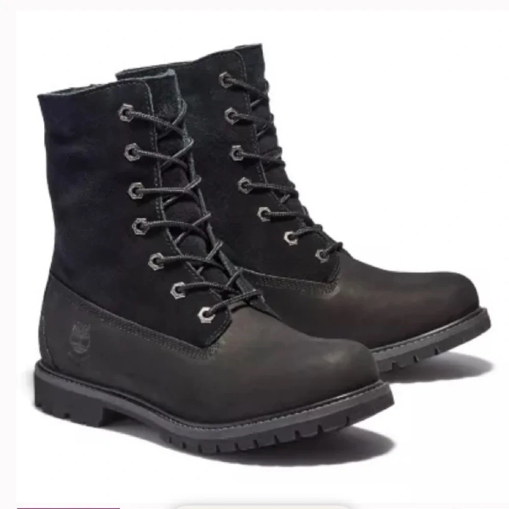 Timberland Warm-Lined Waterproof Roll-Top Boot Black Leather Lug Sole Size 9.5